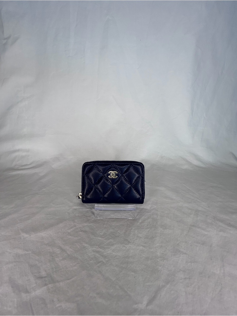 CHANEL Navy Quilted Caviar Leather Zipper Wallet  with Silver CC - Picture 9 of 11